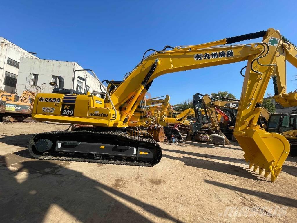 Komatsu PC 200-8 Crawler excavators