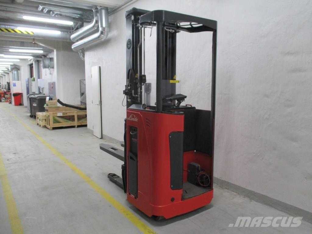 Linde L1600 ttfys Self propelled stackers