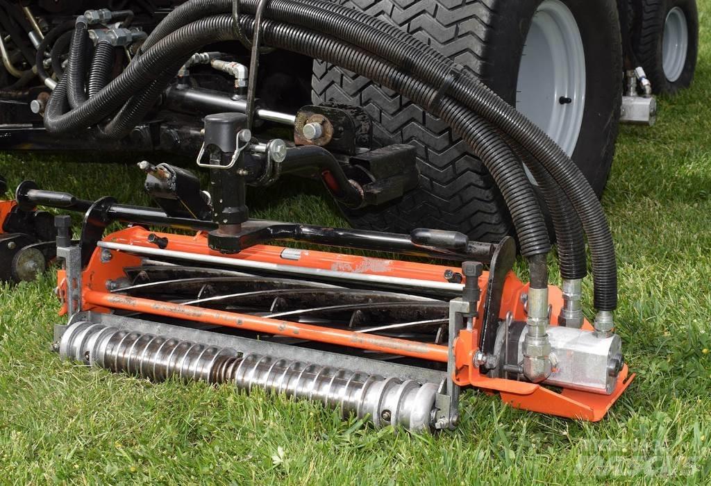 Jacobsen LF550 Fairway mowers