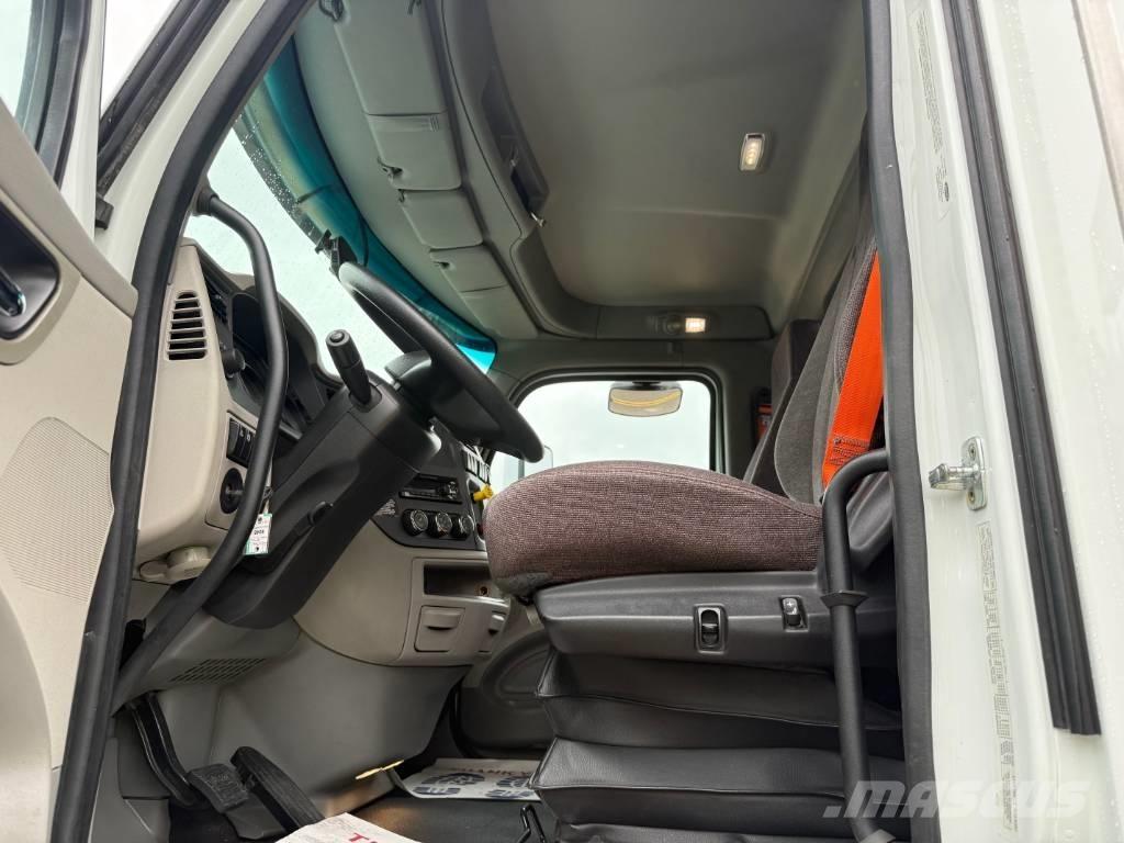 Peterbilt 579 Prime Movers