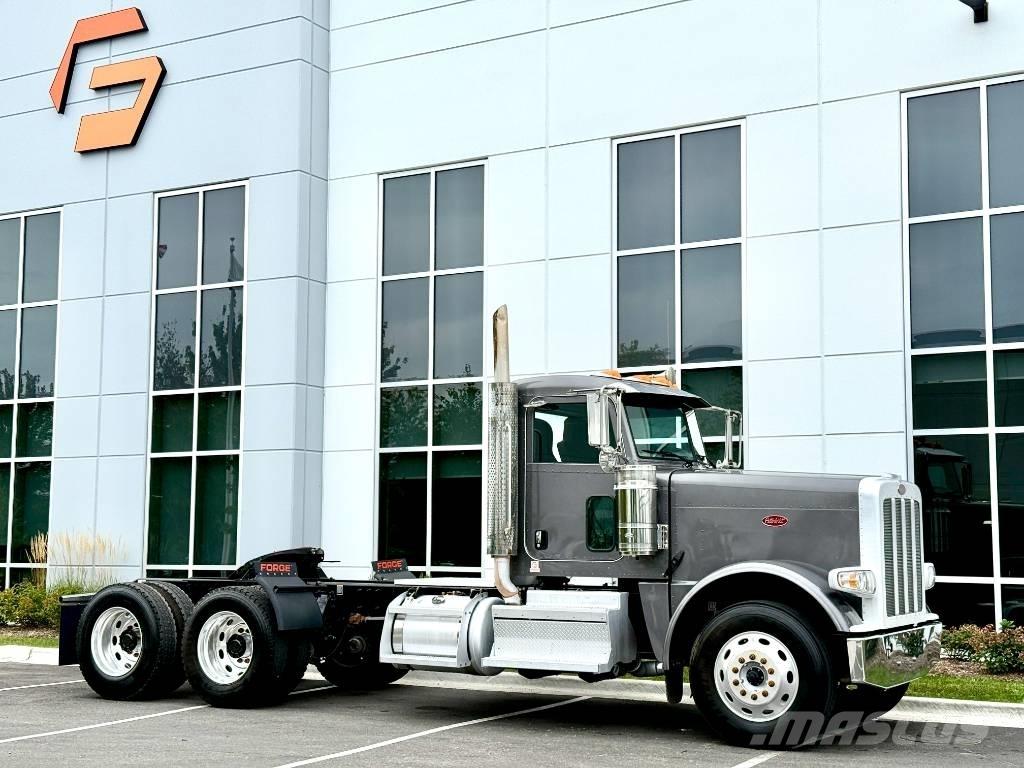 Peterbilt 389 Prime Movers