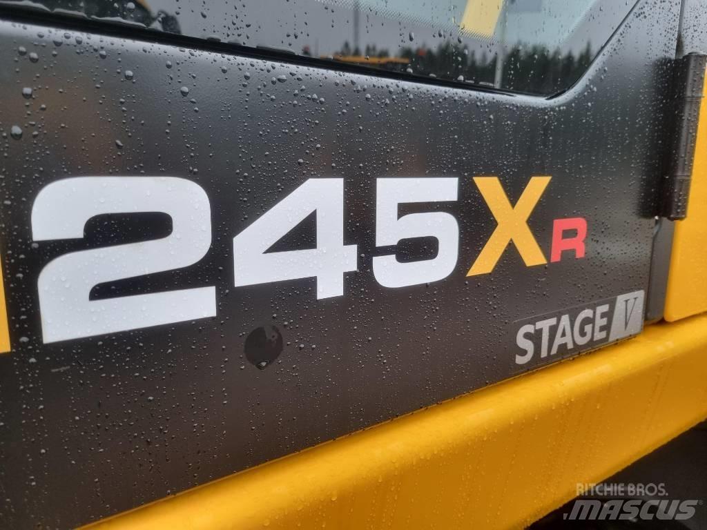 JCB 245 XR Crawler excavators