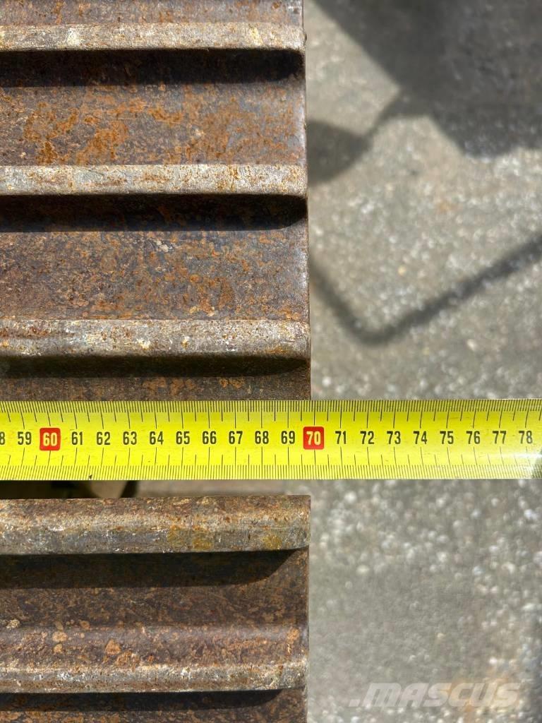 Takeuchi TB 2150 R Crawler excavators