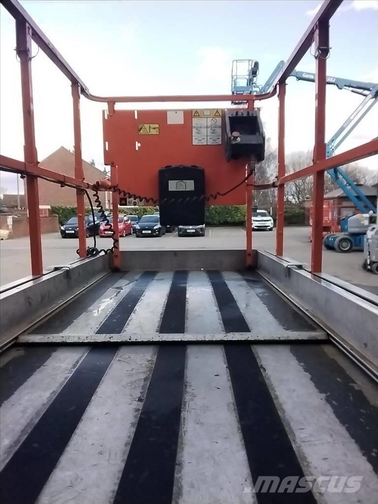 JLG 2646 ES Scissor lifts