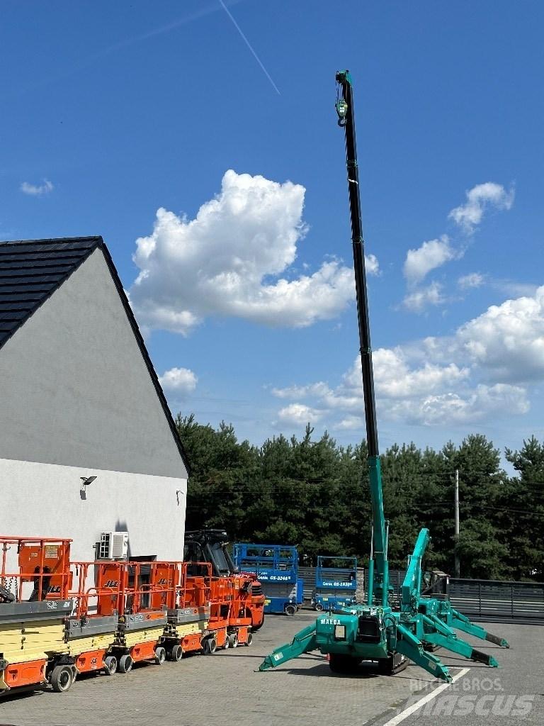 Maeda mc 305 Mini cranes