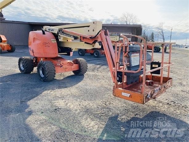 JLG 450 AJ Articulated boom lifts