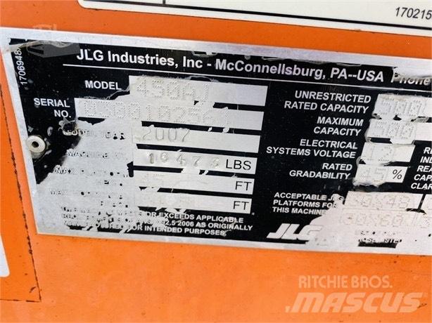 JLG 450 AJ Articulated boom lifts