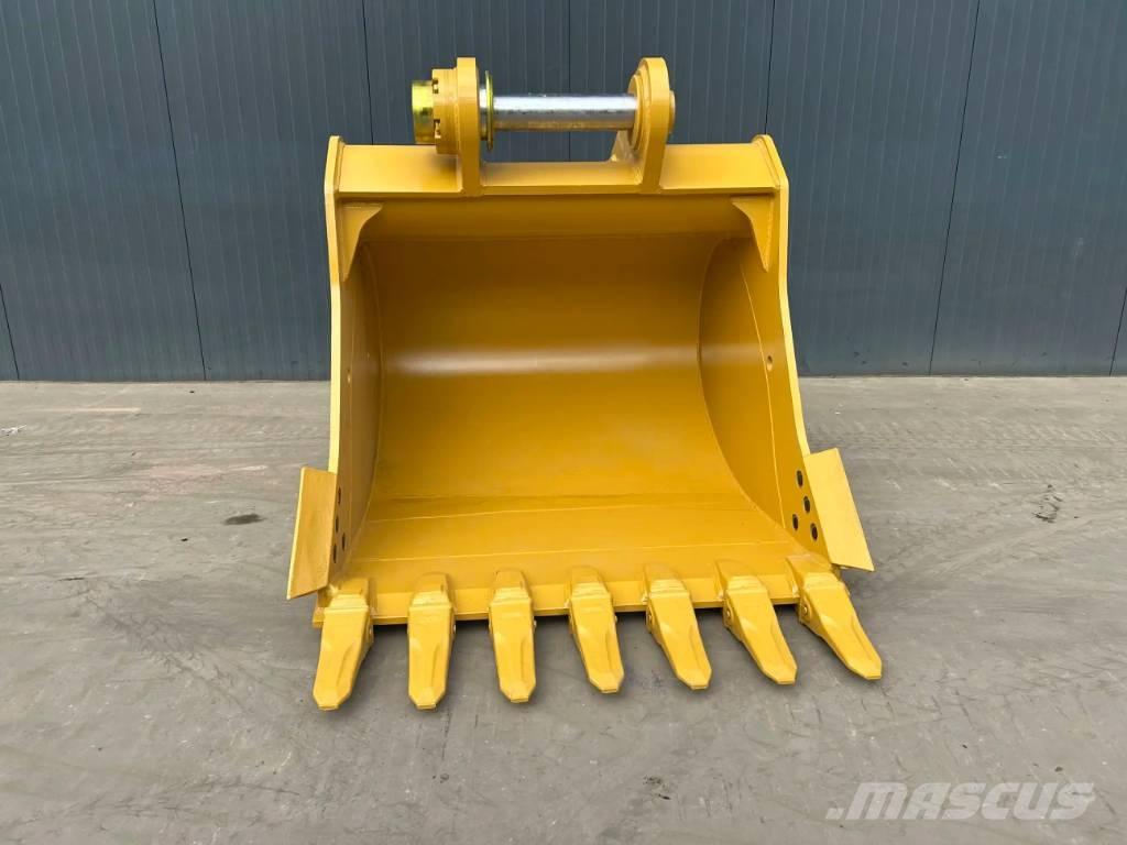 CAT 349D2 - UB Buckets