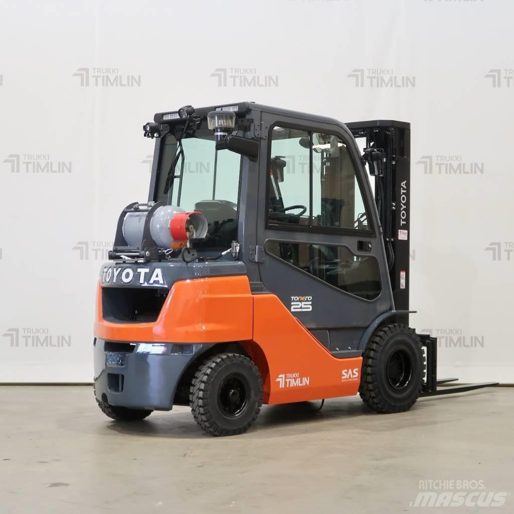 Toyota 02-8FGF25 LPG trucks