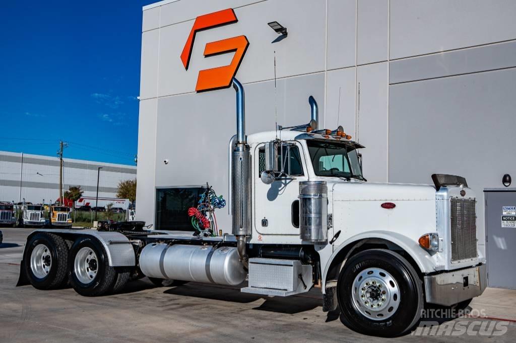 Peterbilt 379 Prime Movers