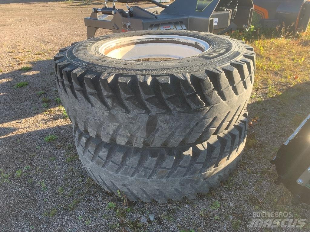 Nokian 16.9 R28 Tyres, wheels and rims