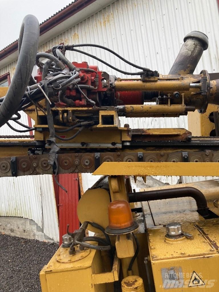 Comacchio MC 450 Waterwell drill rigs