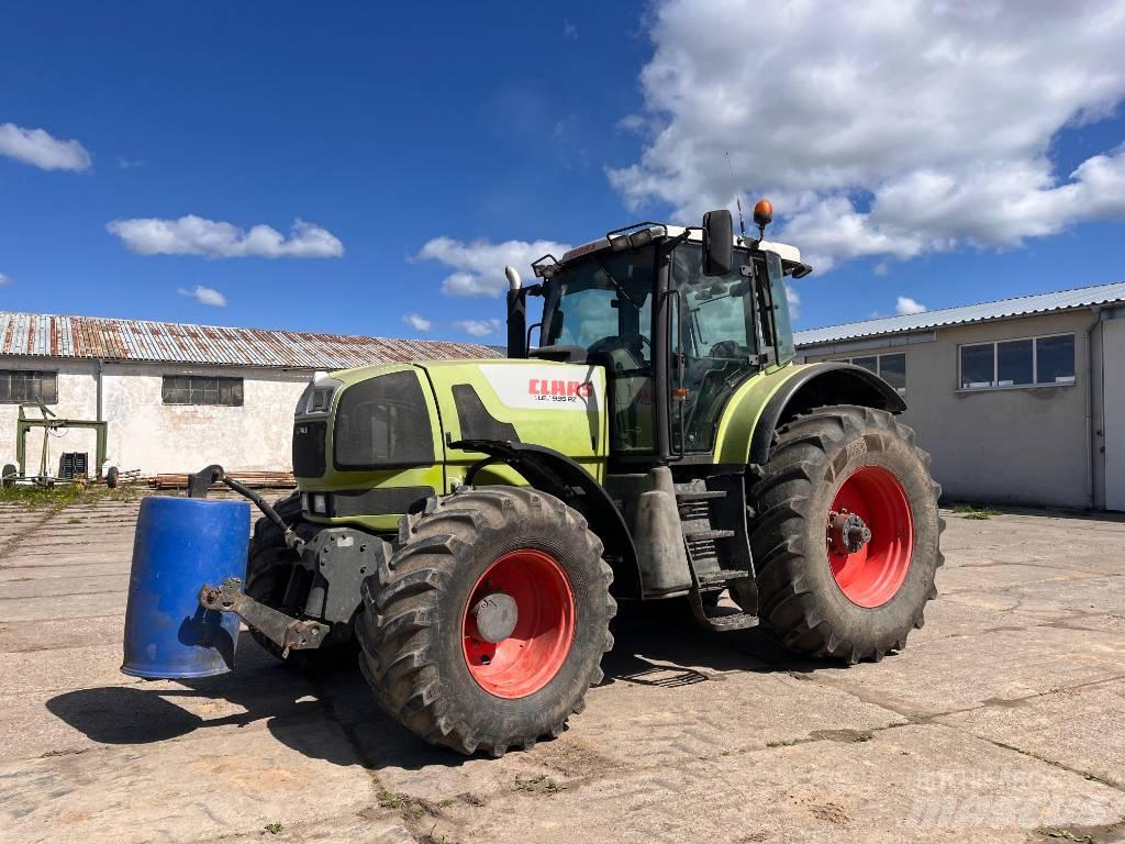 CLAAS Atles 936 Tractors