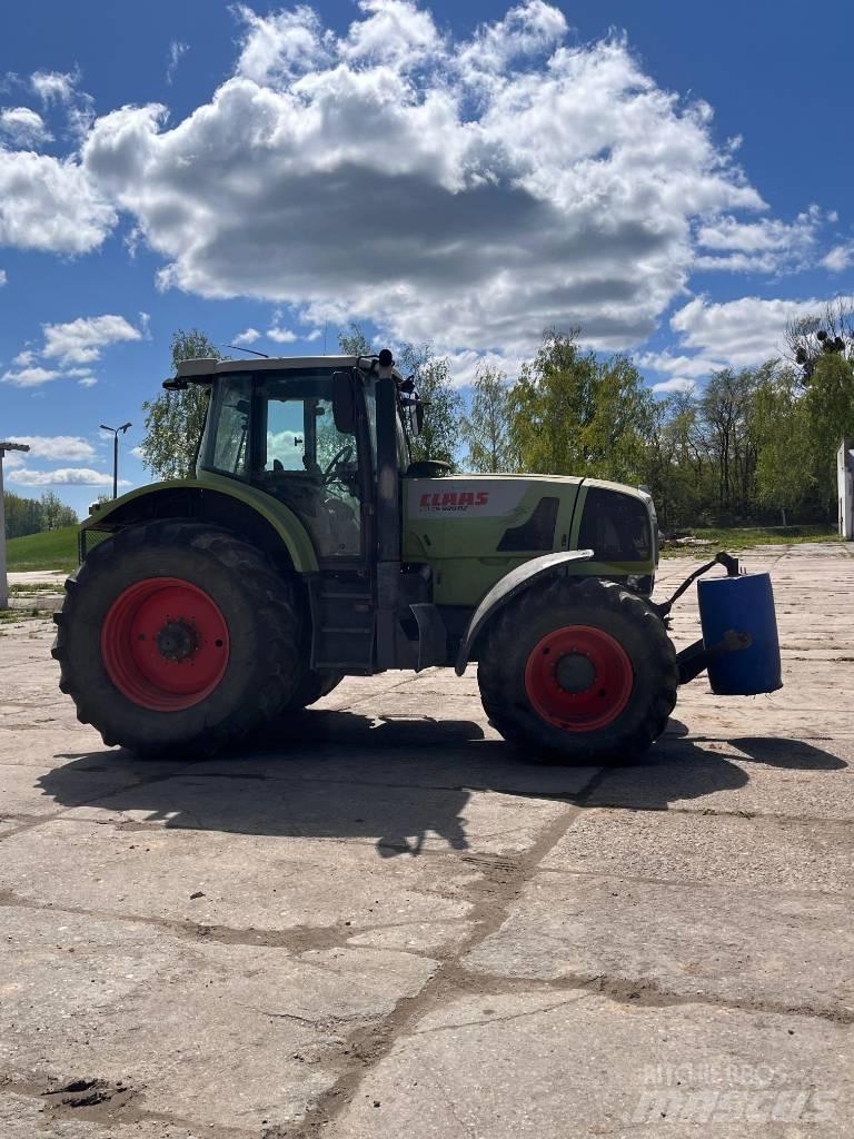 CLAAS Atles 936 Tractors