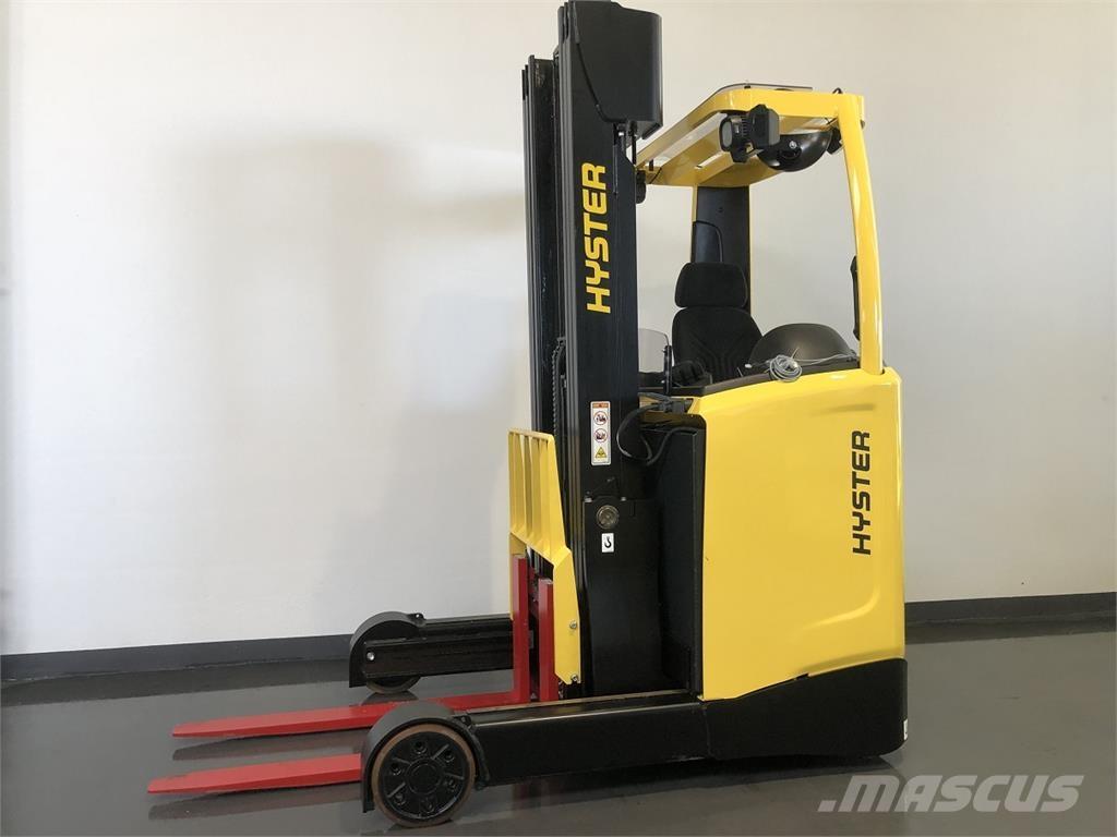 Hyster R1.4E Reach truck