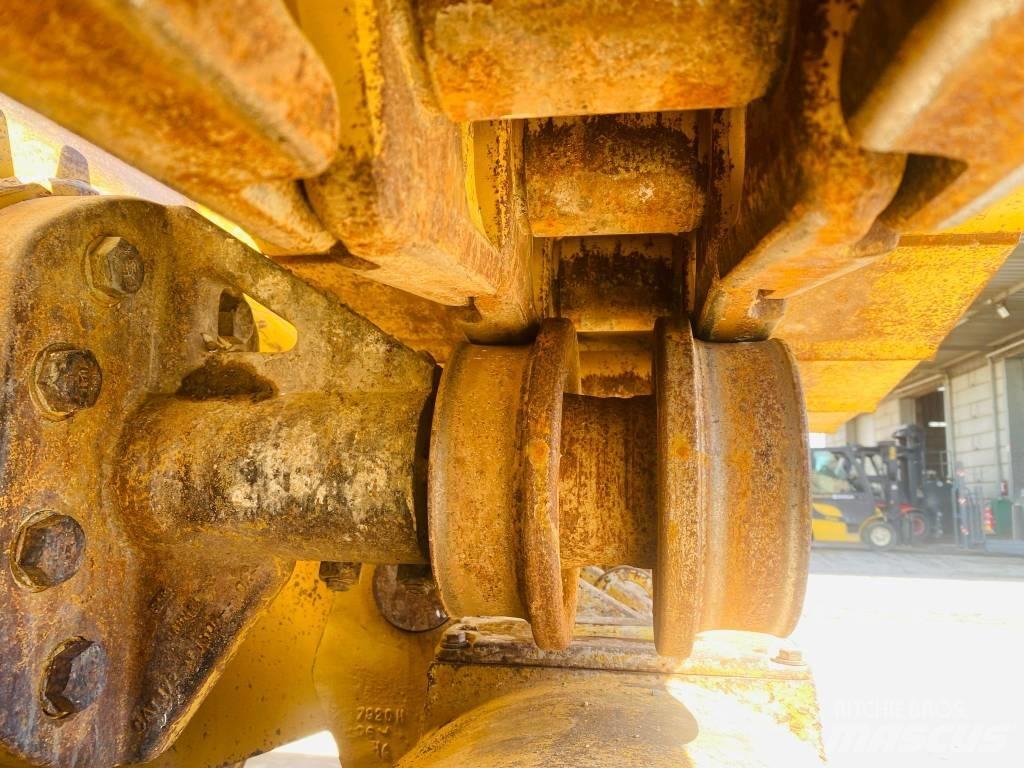CAT 973 C Crawler loaders