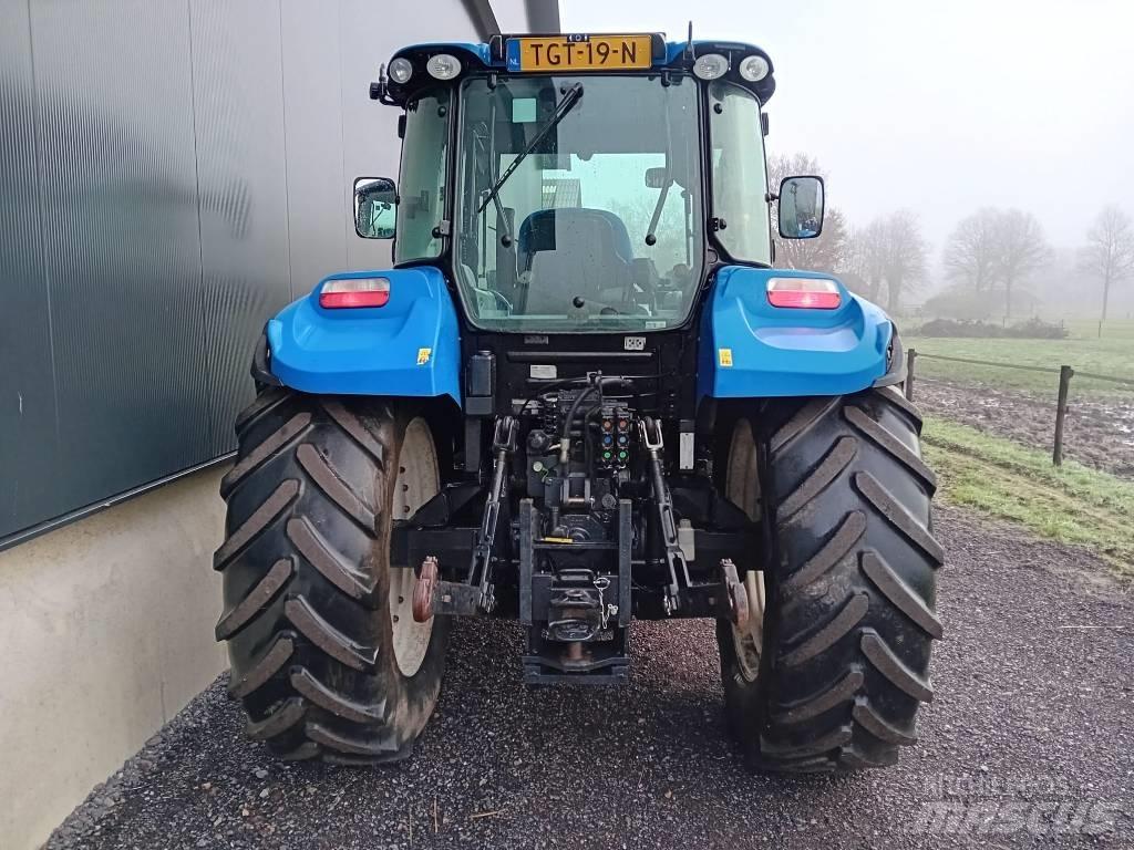 New Holland T 5.105 Tractors