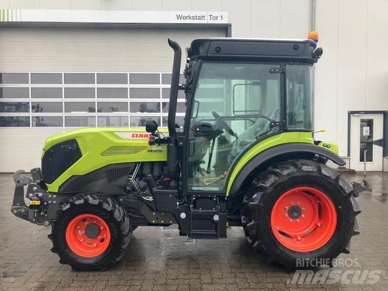 CLAAS NEXOS 240 S Tractors