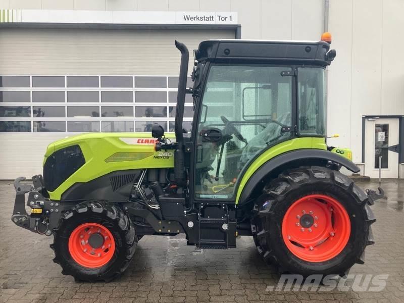 CLAAS NEXOS 240 S Tractors