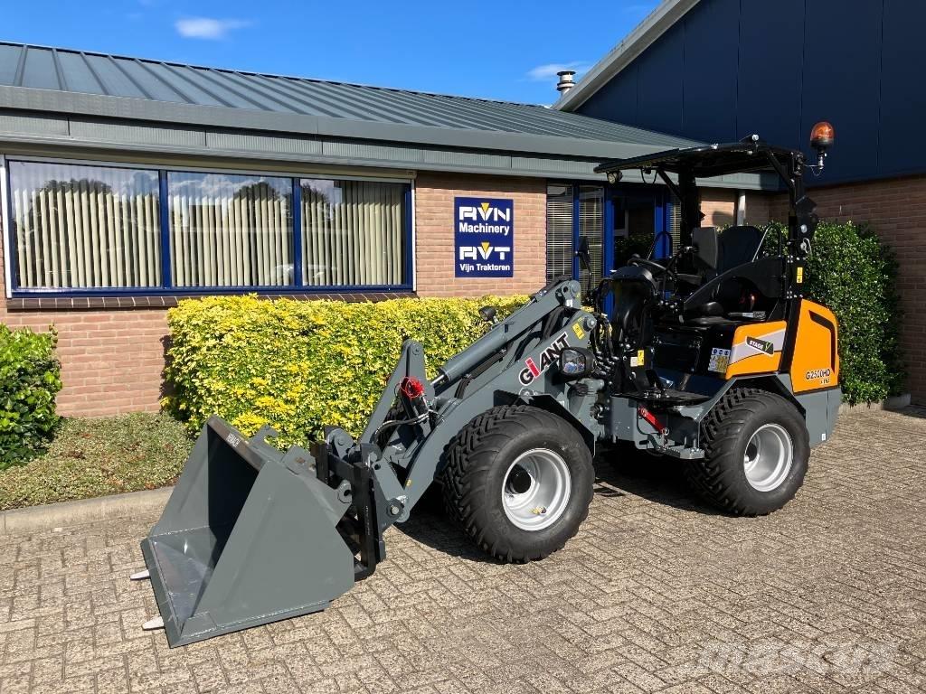 GiANT G2500 HD X-Tra Wheel loaders