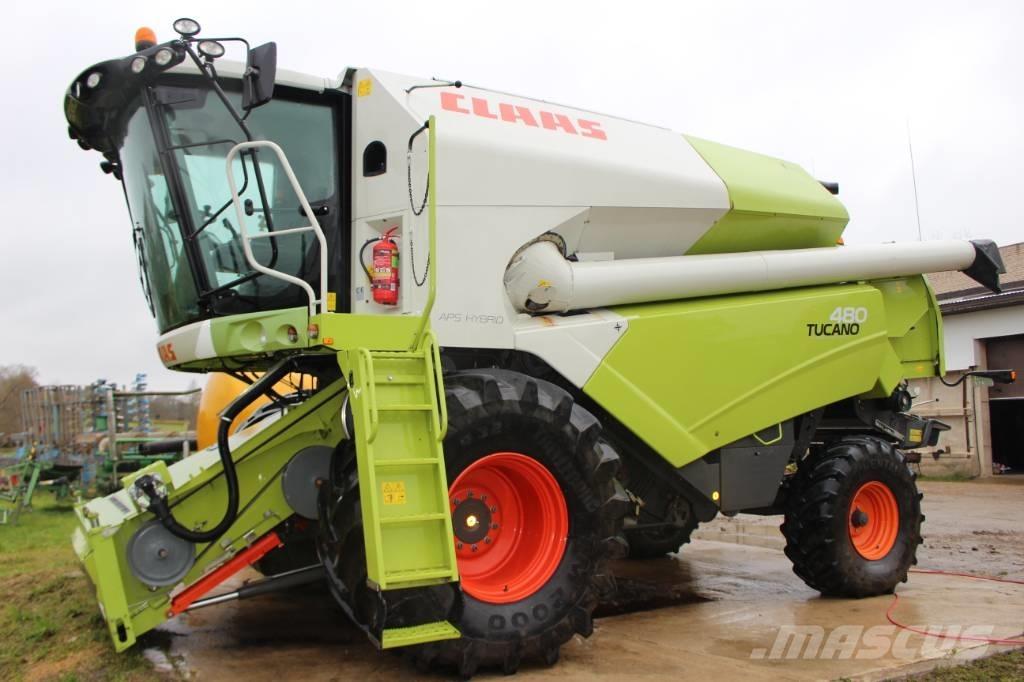 CLAAS Tucano 480 Combine harvesters