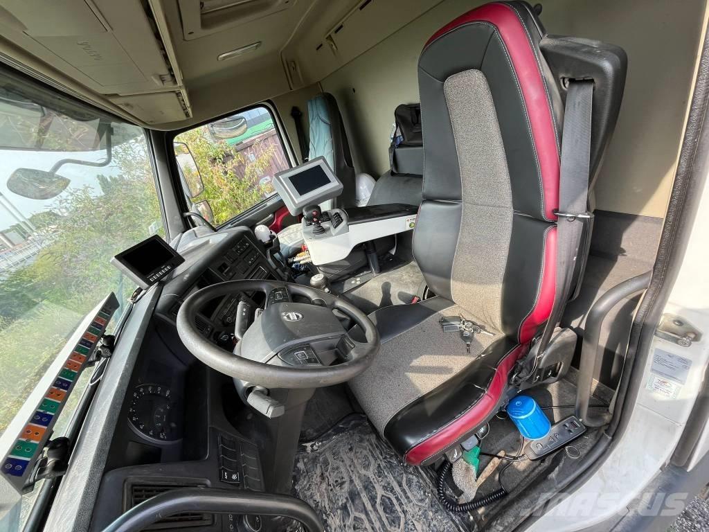 Volvo FMX 410 Asphalt thermal containers