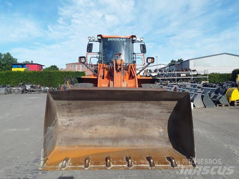 Develon DL350-5 Wheel loaders