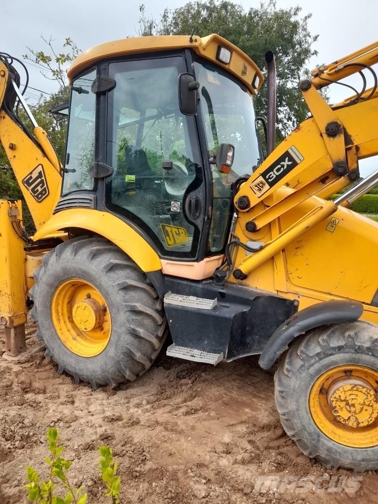 JCB 3 CX Backhoe