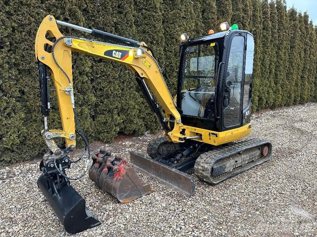 CAT 302.7 D CR Mini excavators < 7t (Mini diggers)