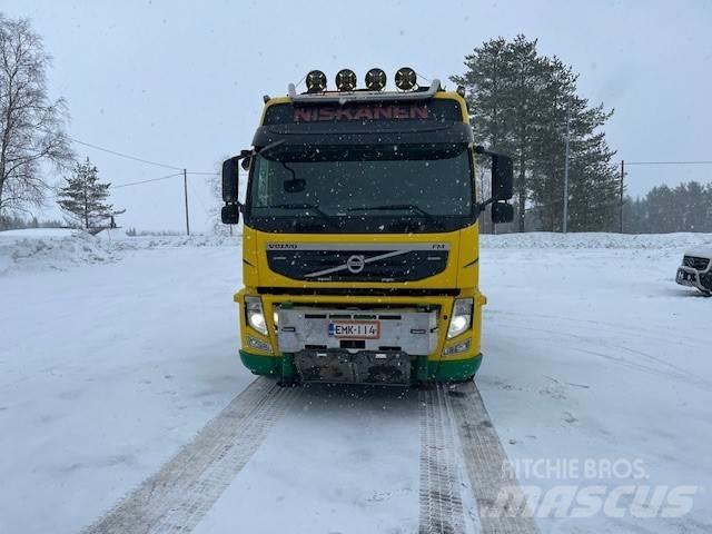 Volvo FM 13 8*4 Truck mounted cranes
