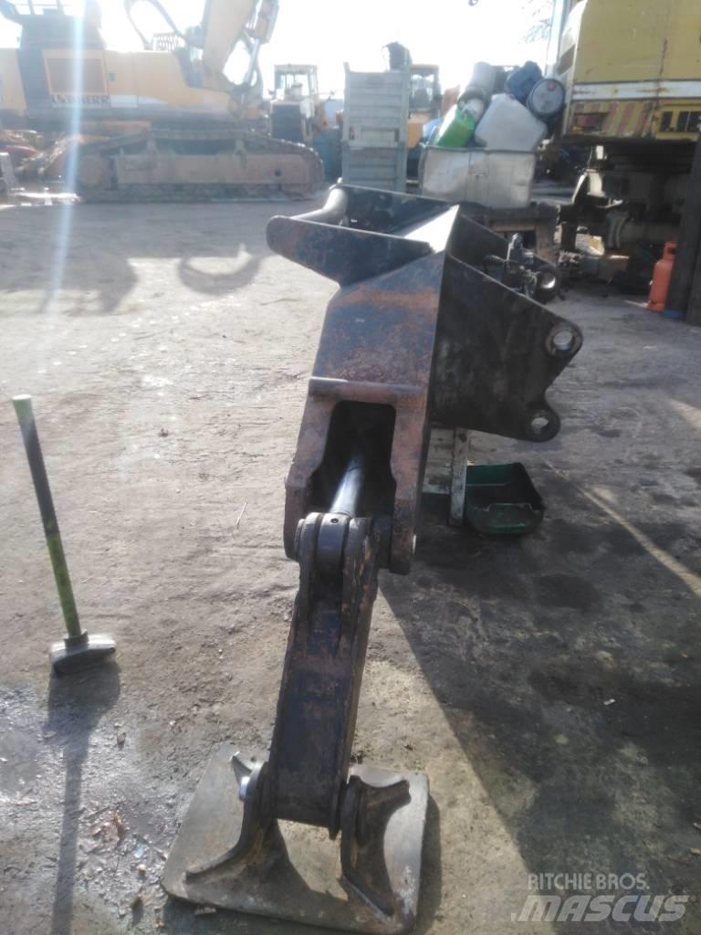 CAT M 318 Chassis and suspension
