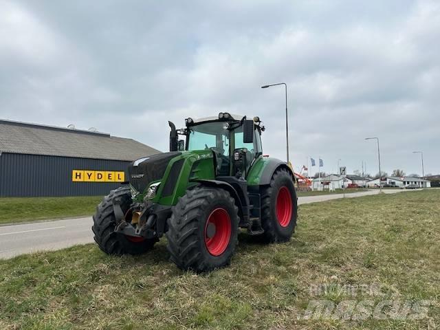 Fendt 828 Vario Tractors