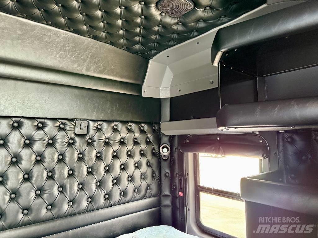 Kenworth T800 Prime Movers