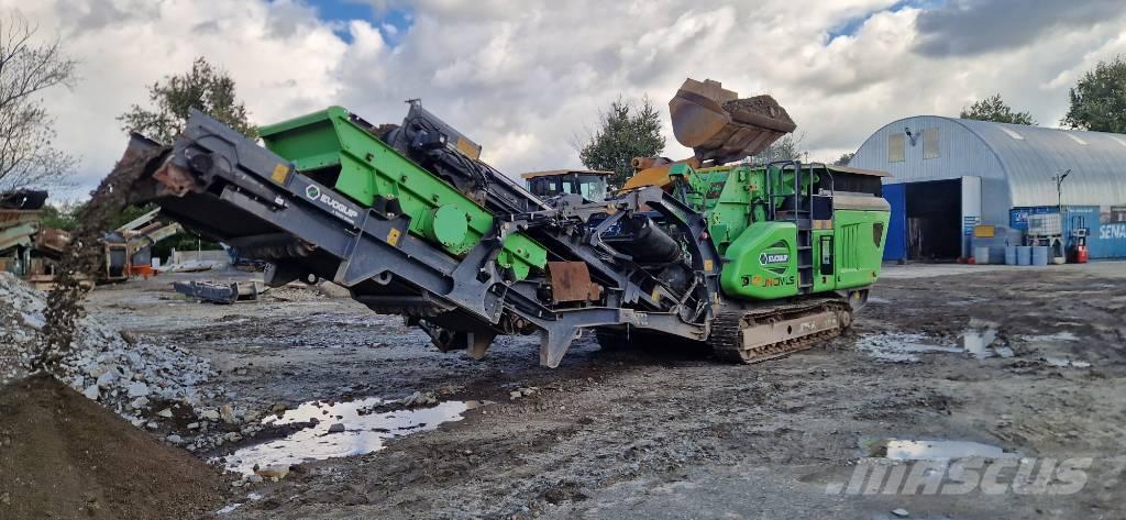 EvoQuip COBRA 230R Mobile crushers