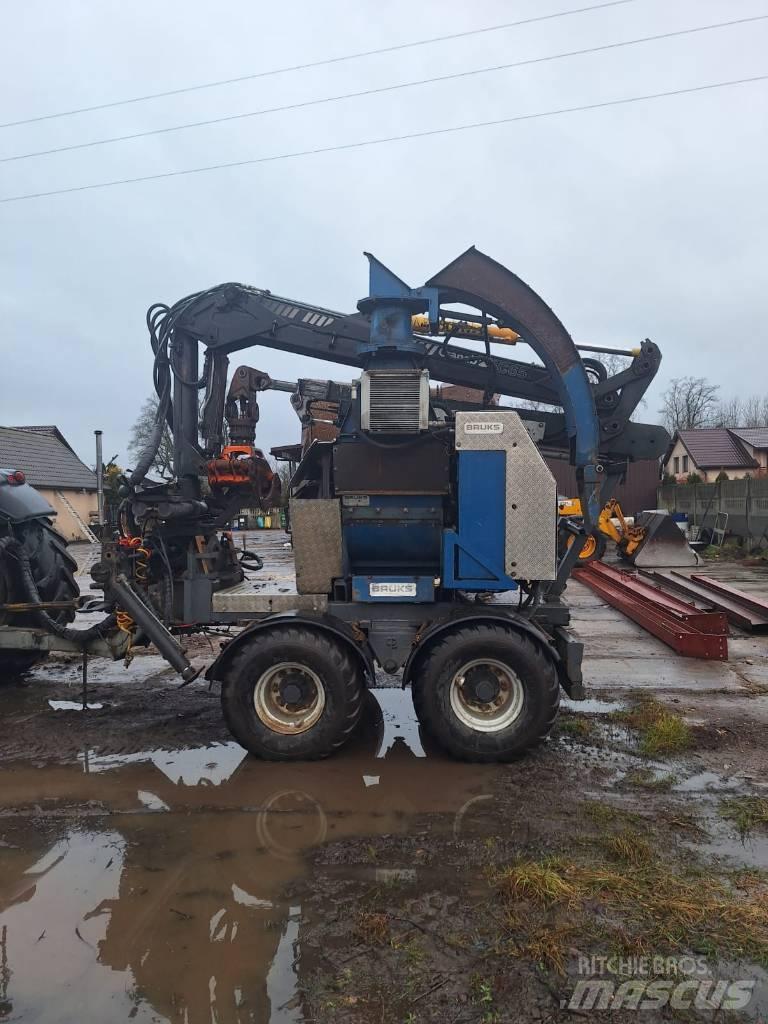 Bruks 605PTT Wood chippers