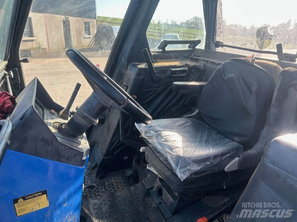 New Holland 110-90 Tractors