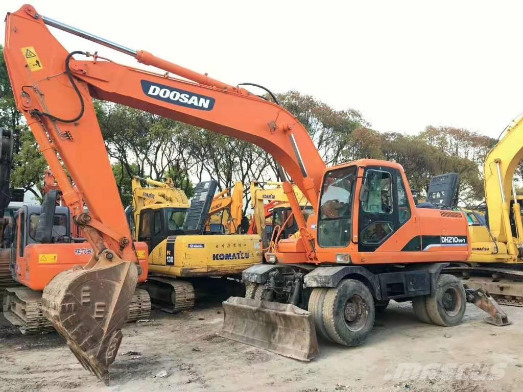 Doosan DH210W-7 Wheeled excavators