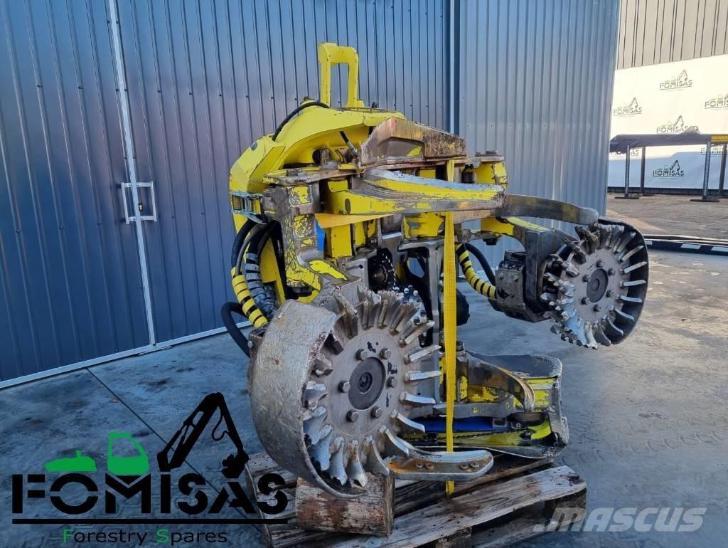 John Deere H480C Harvester heads