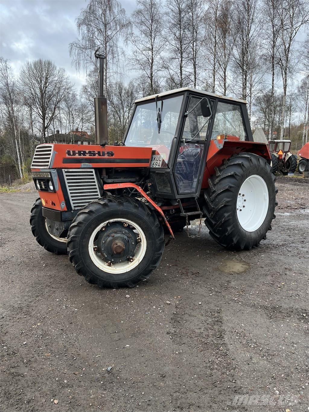 Ursus c-385 Tractors