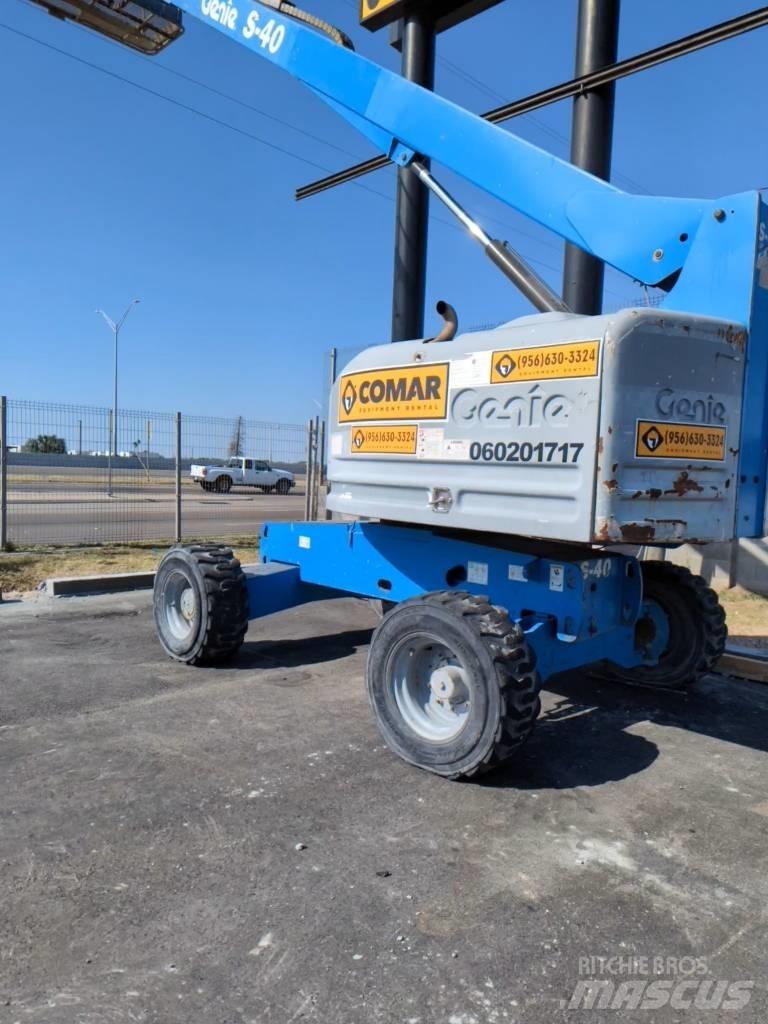 Genie S 40 Telescopic boom lifts