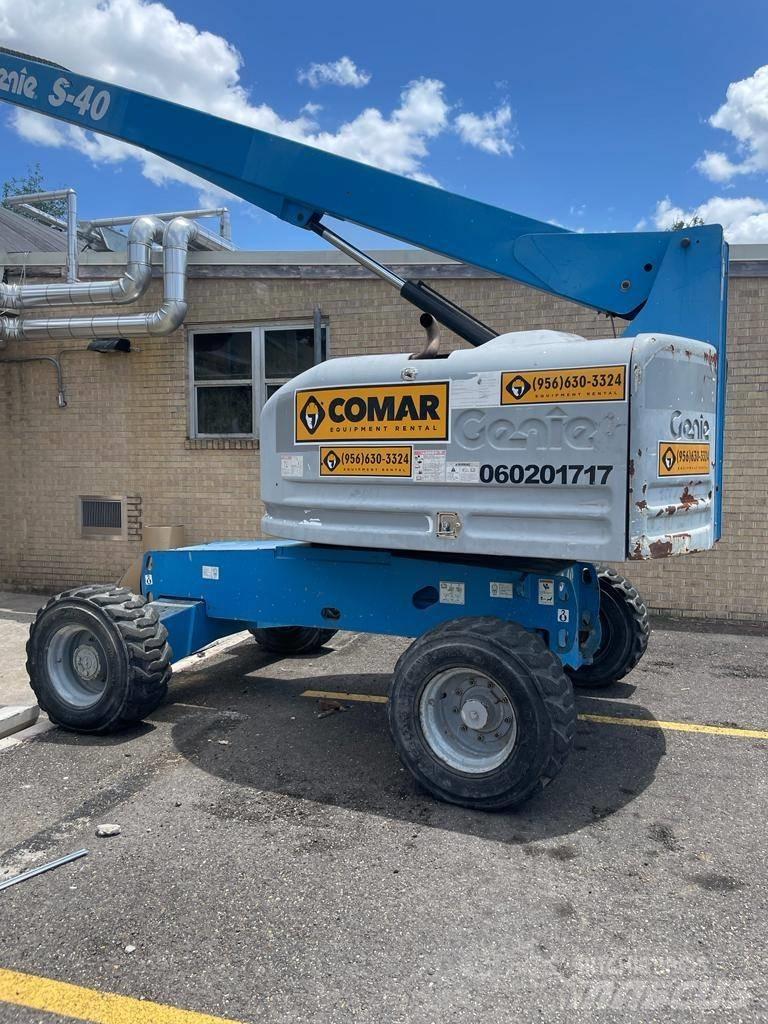 Genie S 40 Telescopic boom lifts