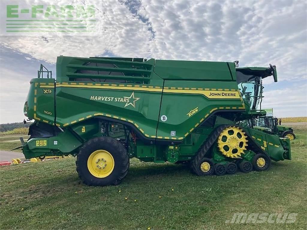 John Deere x9 1100 Combine harvesters