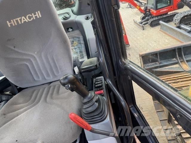 Hitachi ZX 170 W Wheeled excavators