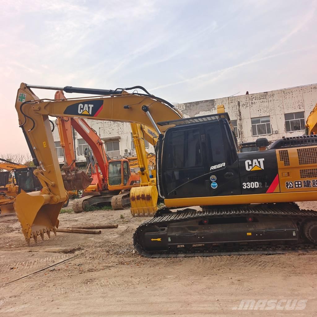 CAT 324 D2L Crawler excavators