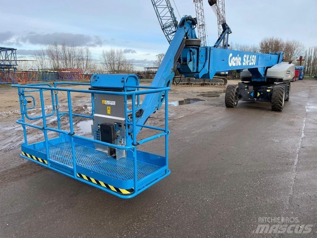 Genie SX 150 Telescopic boom lifts