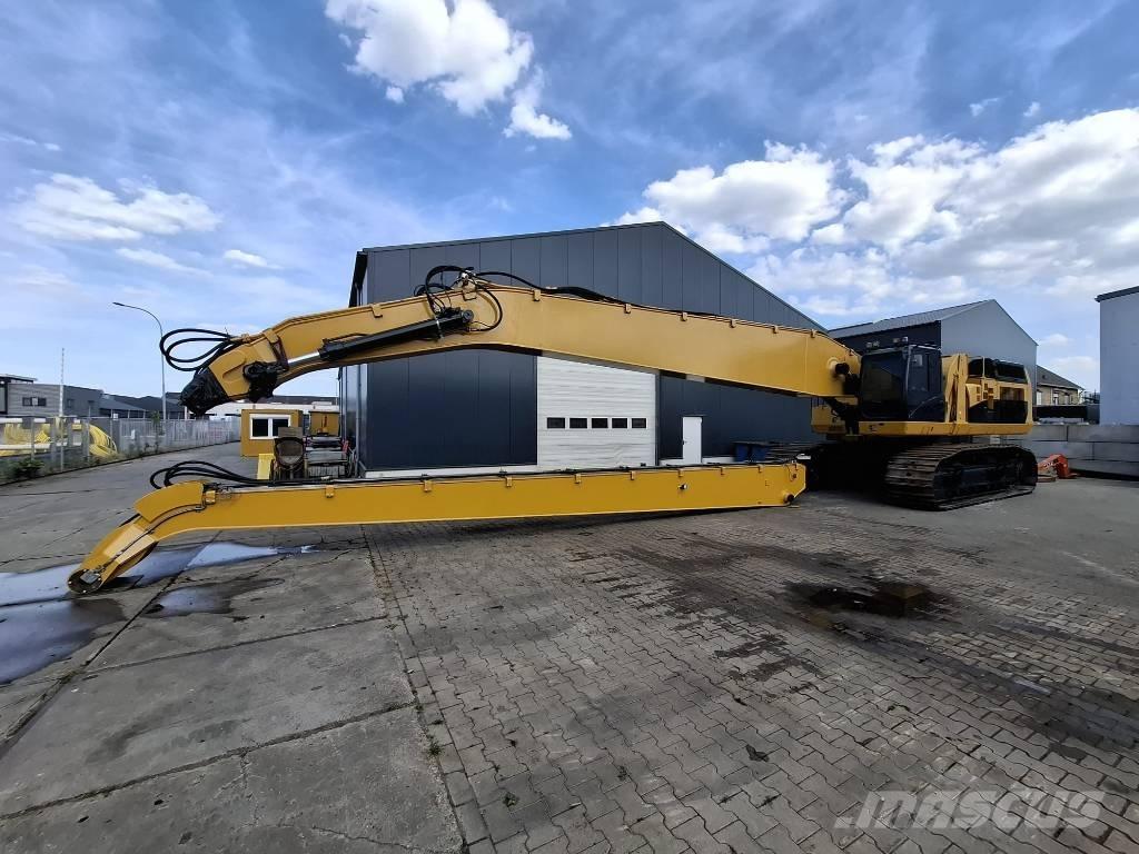 CAT 374 D L Waste / industry handlers