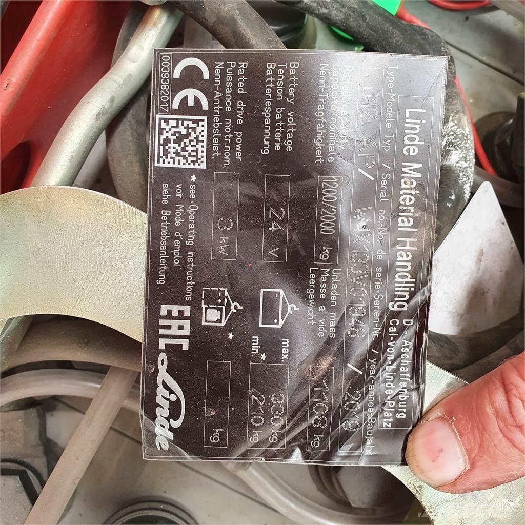 Linde D12AP Pedestrian stacker