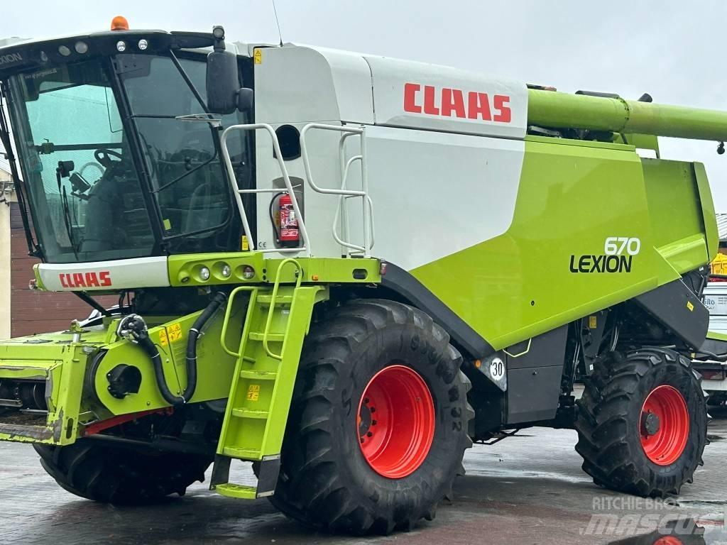 CLAAS Lexion 670 4x4 Combine harvesters