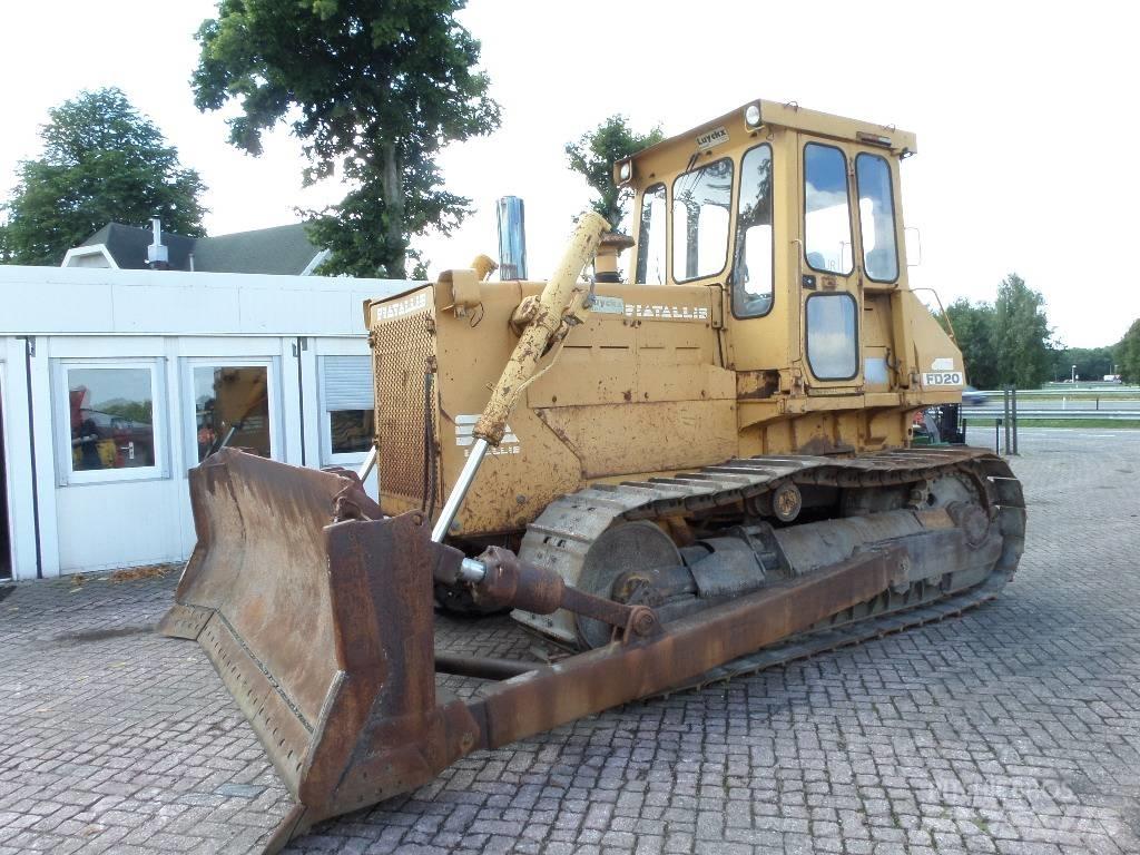 Fiat-Allis FD 20 Crawler dozers