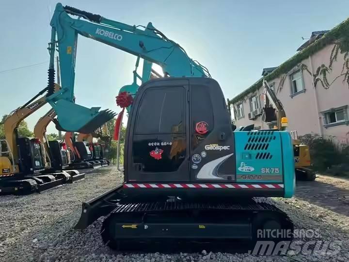 Kobelco SK 75 Crawler excavators